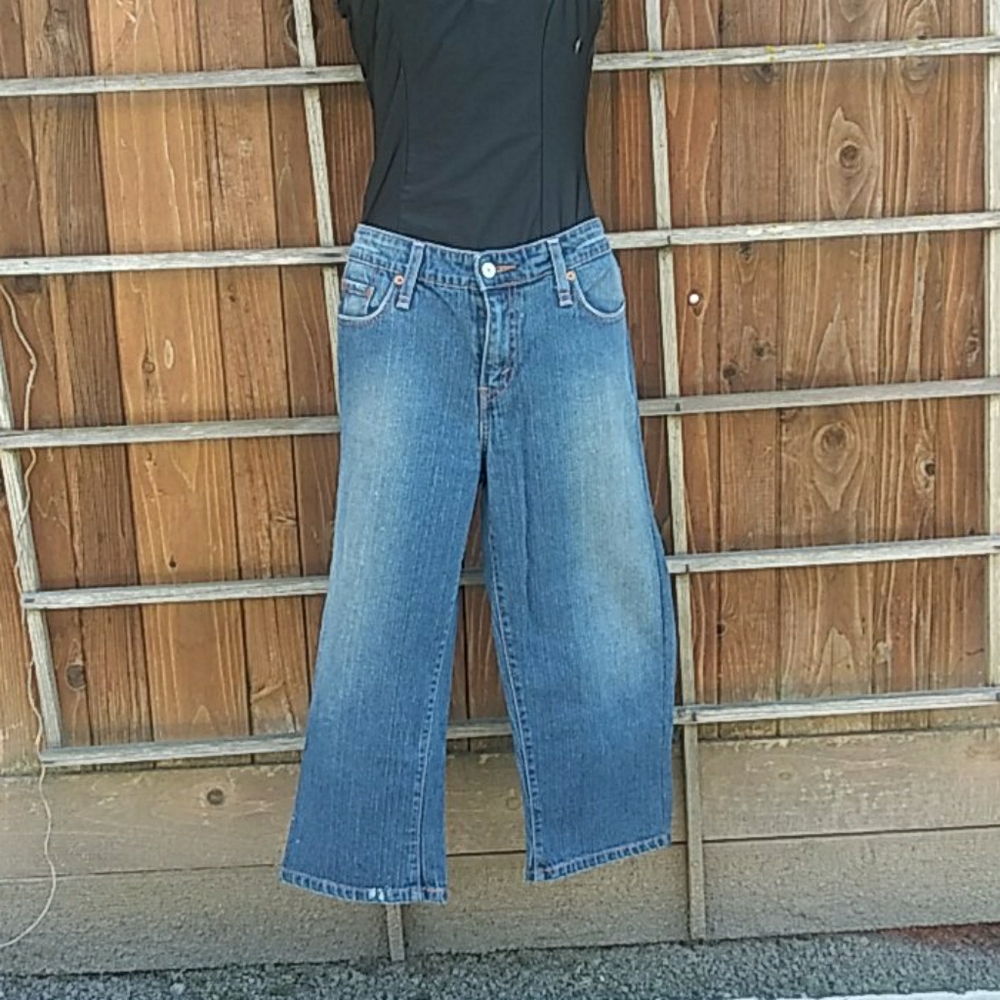 Women's Levi 515Capris Size 12